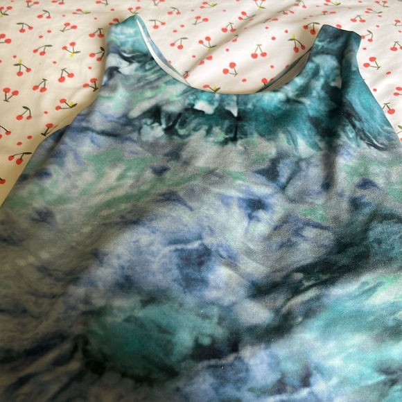 athleta concious crop 2x - Picture 2 of 5